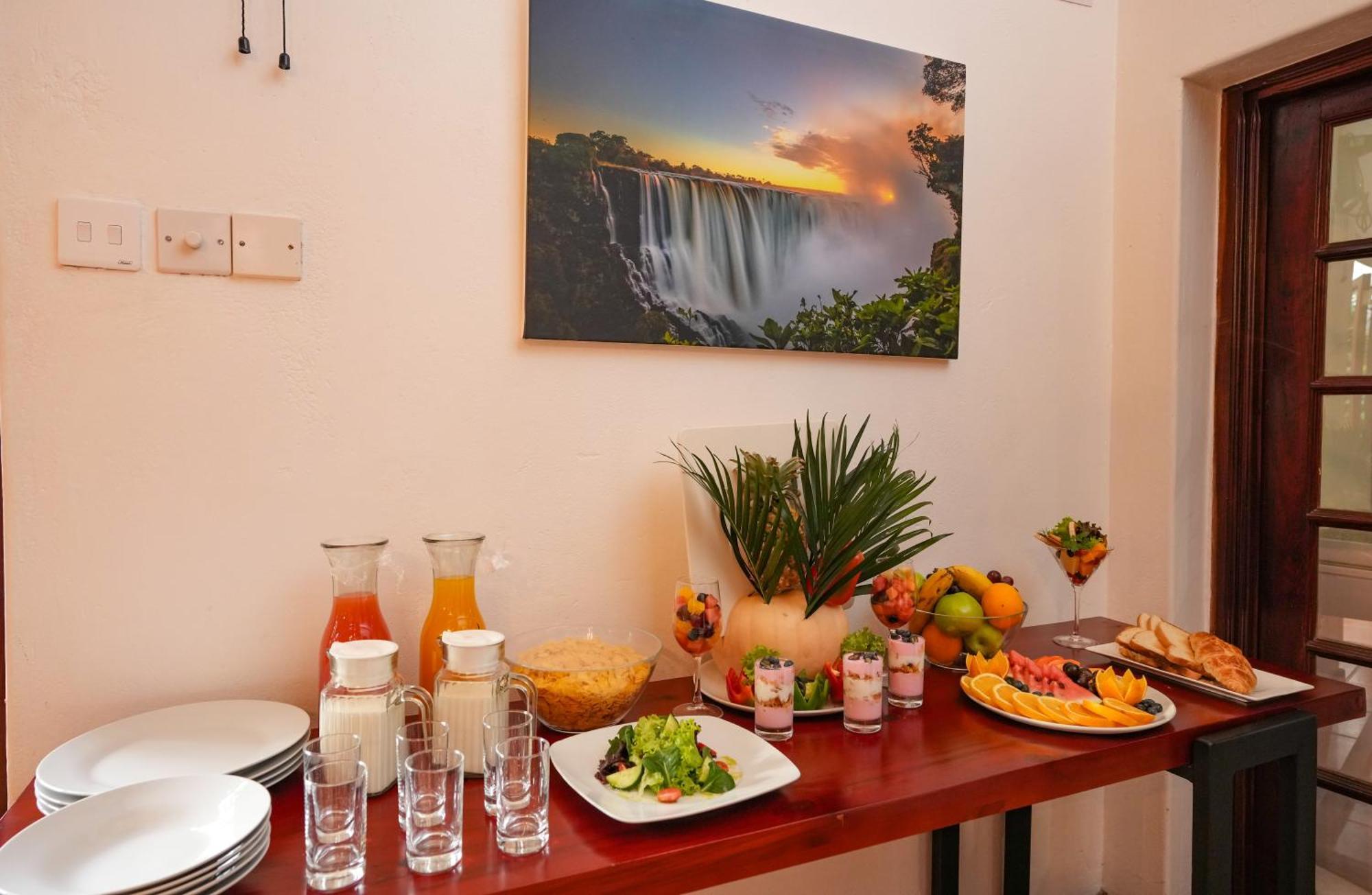 The Little Outlook Bed and Breakfast Victoria Falls Eksteriør billede