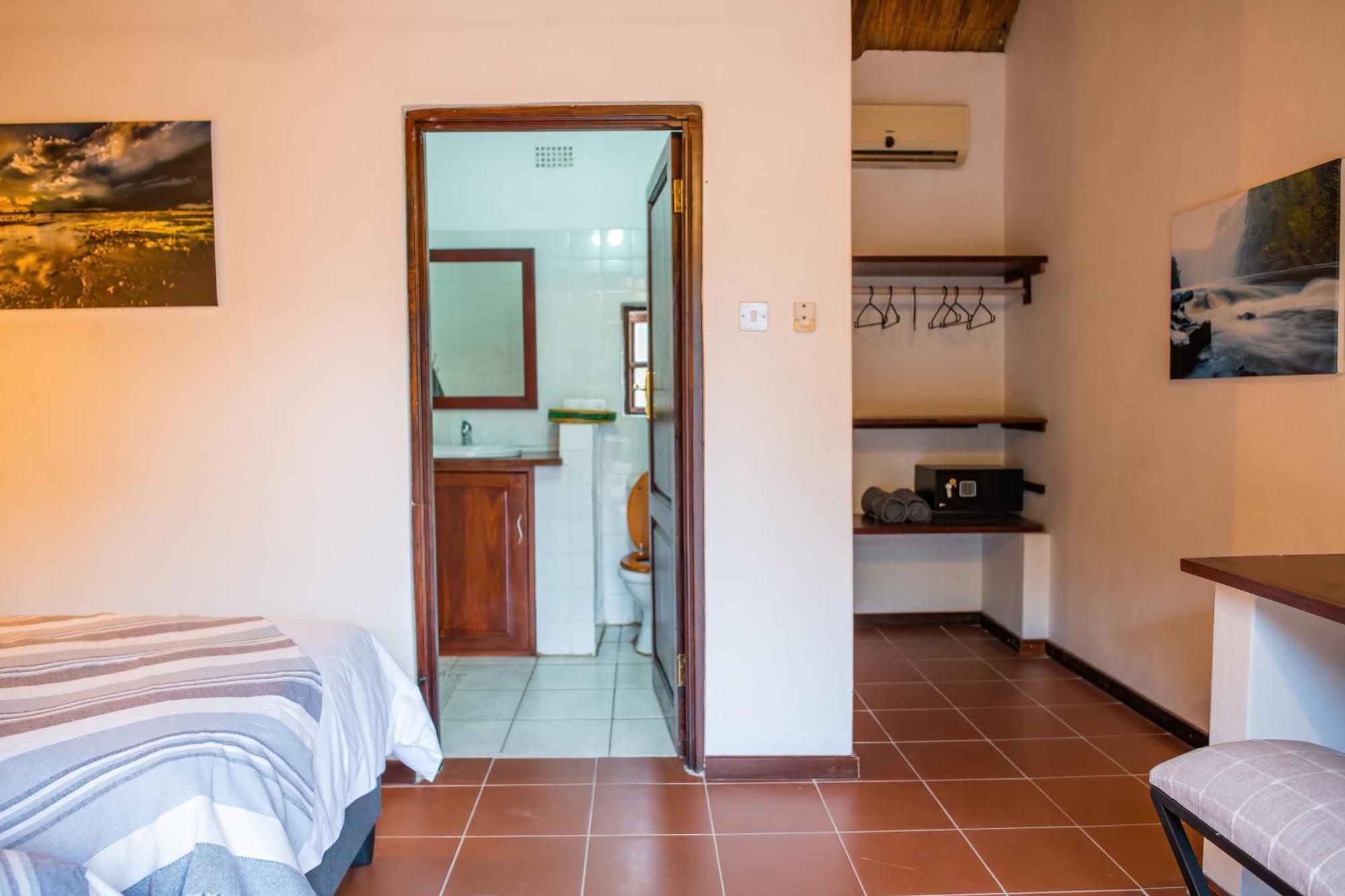 The Little Outlook Bed and Breakfast Victoria Falls Eksteriør billede